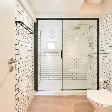 Alfama Village アパート *